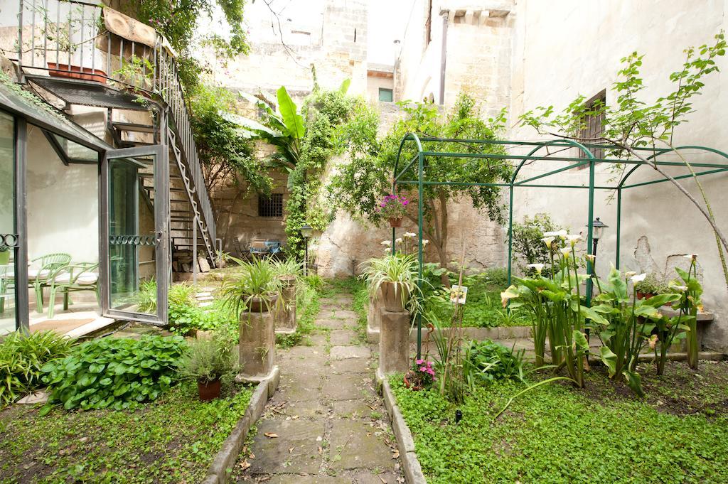 Casa D'Artista Suite & Garden Лечче Екстер'єр фото