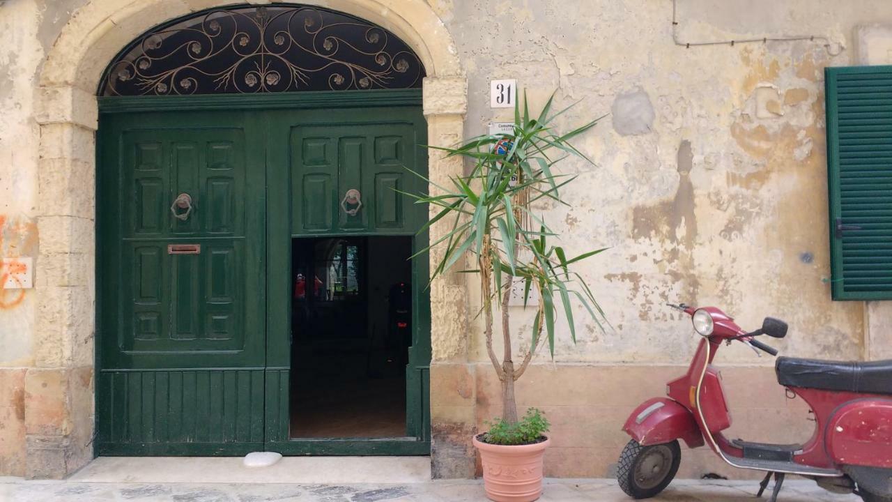 Casa D'Artista Suite & Garden Лечче Екстер'єр фото